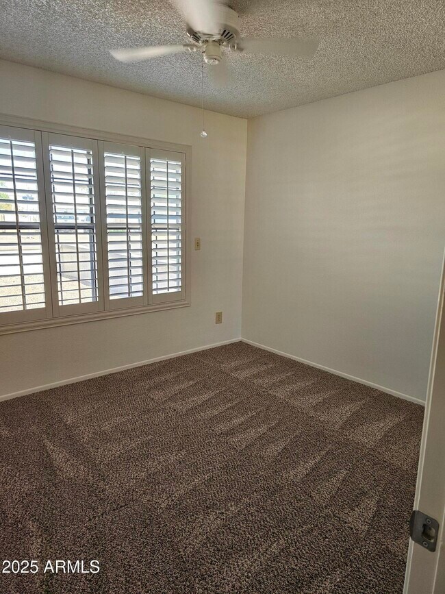 Photo - 4631 E Bohl St