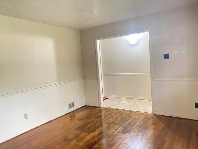 Photo - 2609 Raspberry Ln