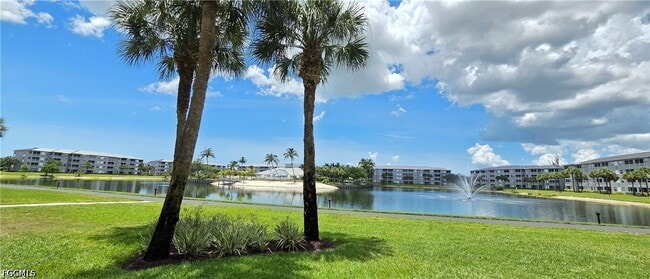 Photo - 16635 Lake Cir Dr Unidad 612