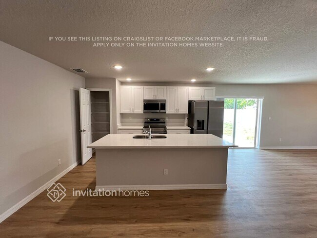 3358 SW Perrine St