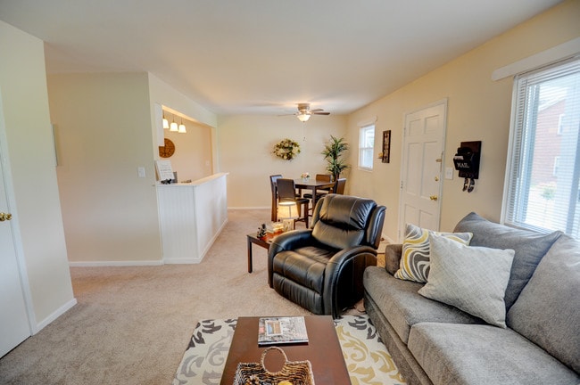 Photo - Troy Meadows Apartments