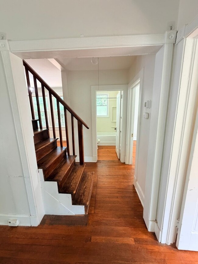 14 Enka Pine St
