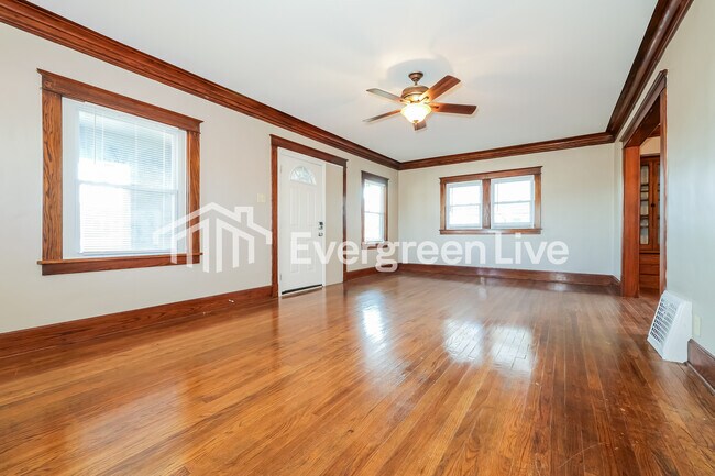 Photo - 1420 S 33 St