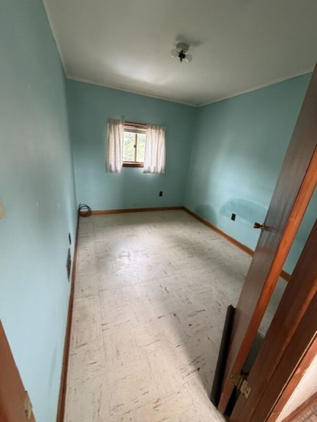 Photo - 394 S Main St Unit 394 S Main St, Apt 2, Gloversville, NY 12078