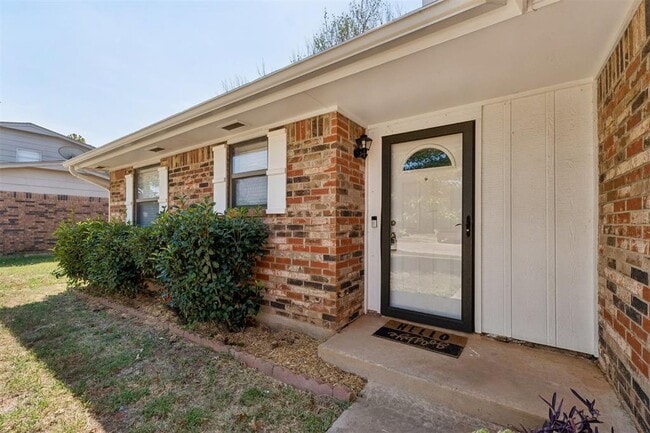 Photo - 213 S Silver Dr