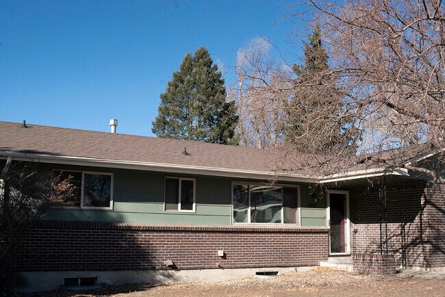 Front of house - 3616 Anemone Cir