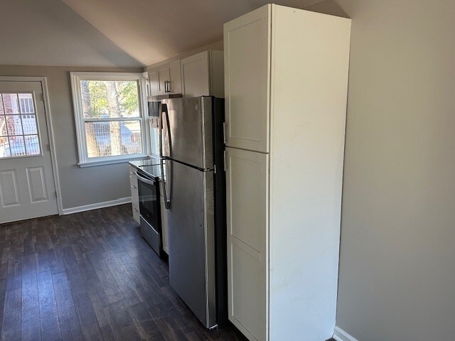 Kitchen pt 2 - 505 B Ave