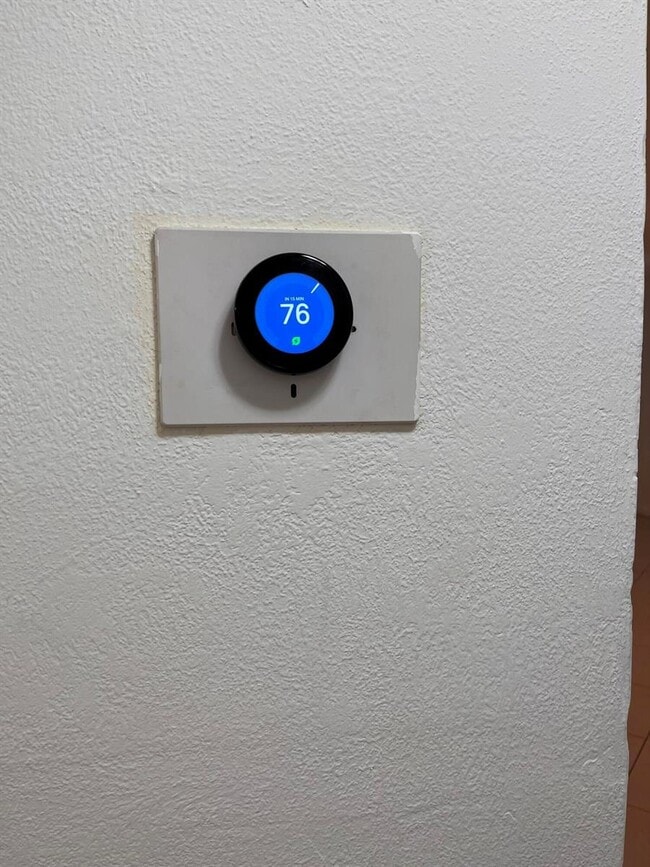 Photo - 208 Wimbledon Lake Dr