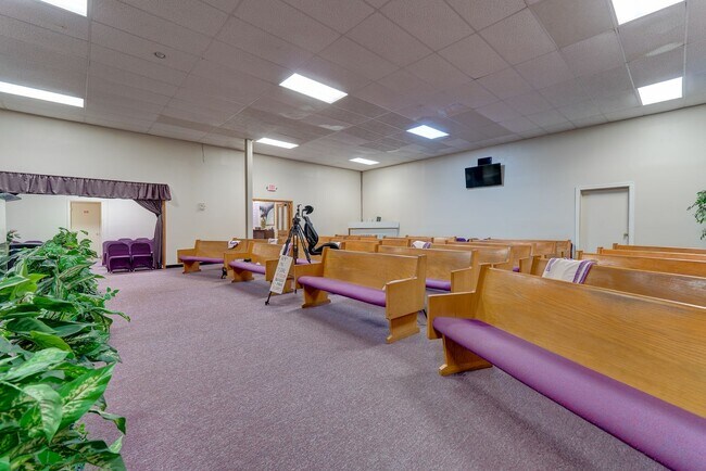 Photo - Spring Glen Business Center Unit B5- Church