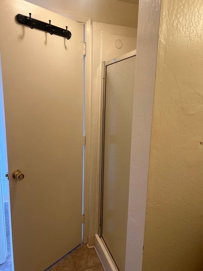 Photo - 1213corv Unit C