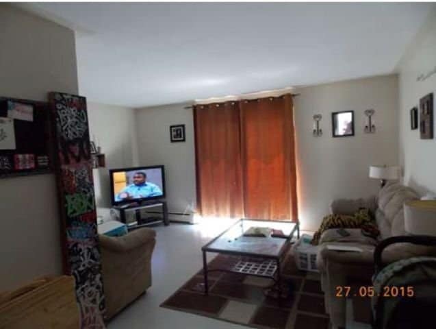 Photo - 76 Brybeck Cres