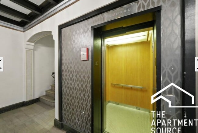 Photo - 2779 N Milwaukee Ave Unit 3