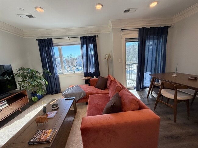 Photo - 17 Hennery Wy Unit G