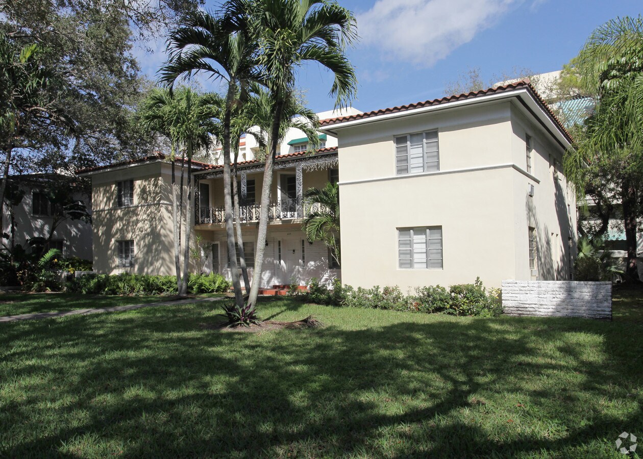 Photo - 625 Almeria Ave