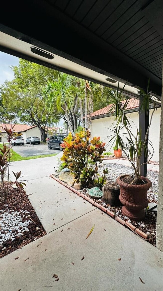Photo - 15210 SW 48th Terrace