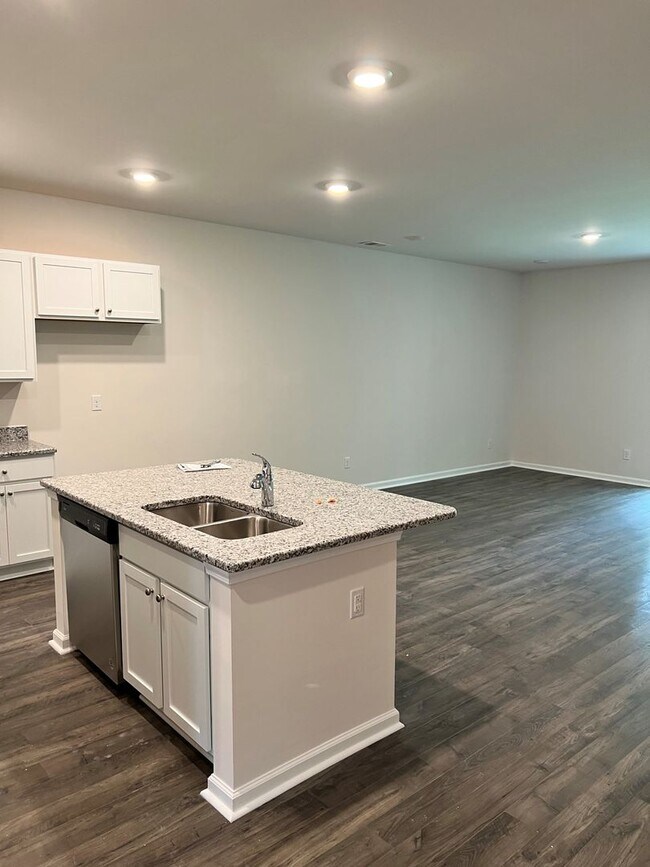 Photo - 23 Vineyard Pl