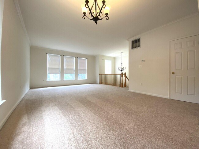 Photo - 1601 Wilcox Ave