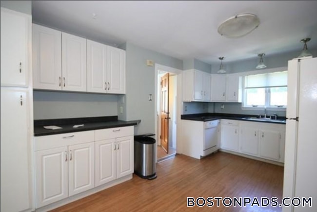 Photo - 50 Chestnut St Unit 2