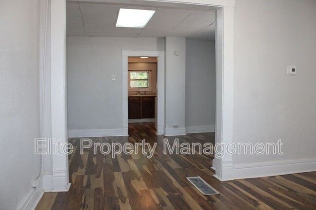 Photo - 1010 West St