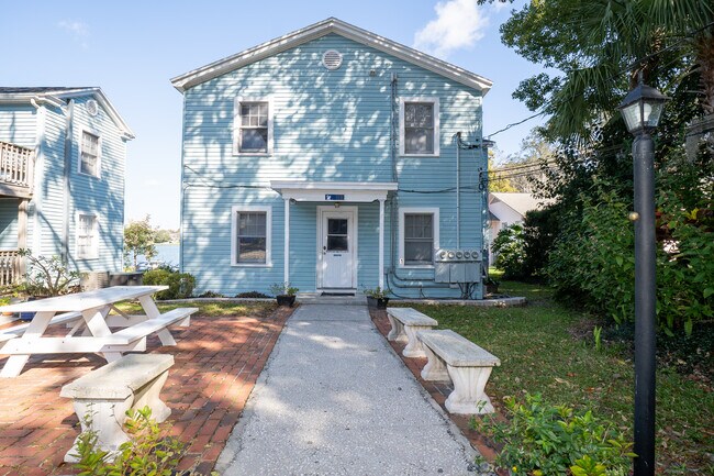 Photo - 119 Lake Morton Drive Unidad #2