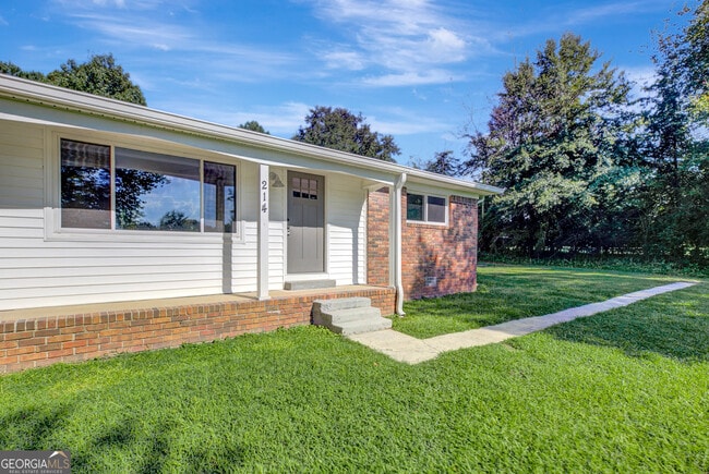 Building Photo - 214 Brooks Rd Rental