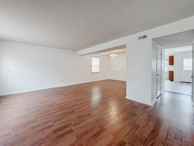 Photo - 3901 Quartz Ln