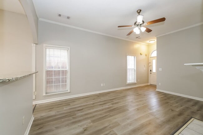 Photo - 6859 Showboat Ln