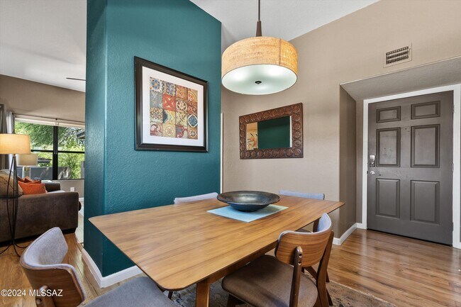 5800 N Kolb Rd Unit 7239