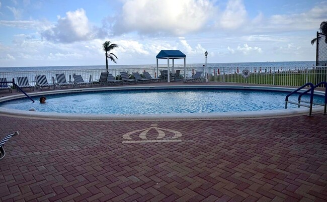 Photo - 3850 Galt Ocean Dr Unidad 210
