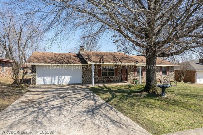 Photo - 218 N Spring Ave Casa