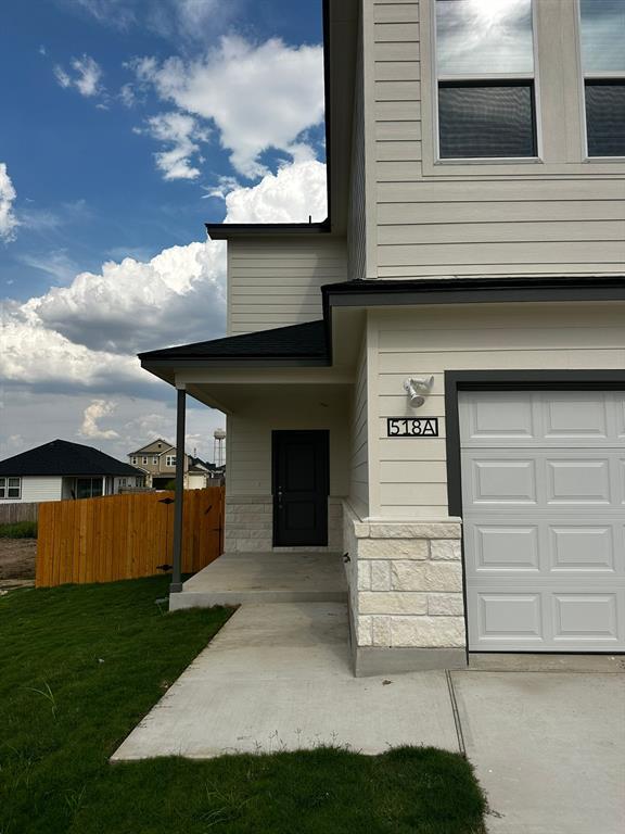 Photo - 518 Whirlaway Dr