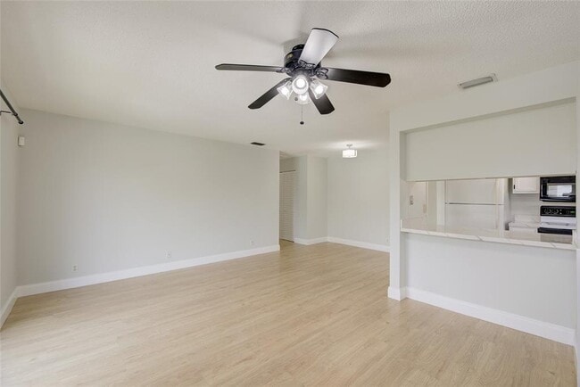 Photo - 8800 NW 30th St Unit 11-4