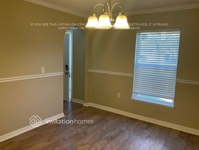 Photo - 4725 Willamette Cir