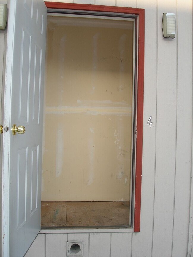 Photo - South Anchorage Great Two Story 2 bed apar...