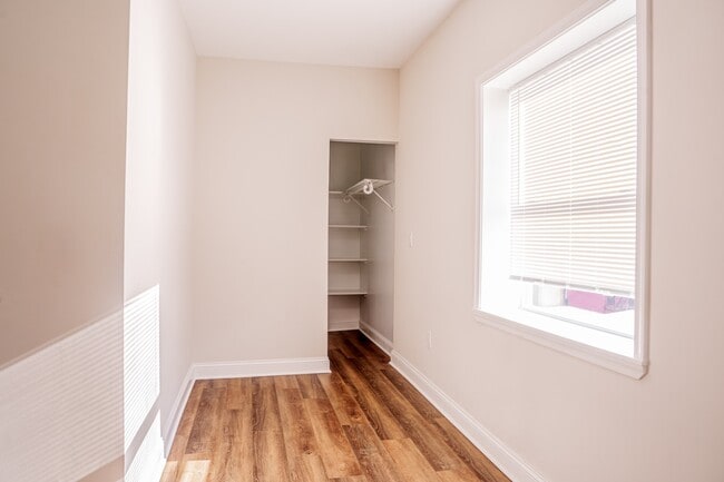 Photo - 1042 Edmondson Ave