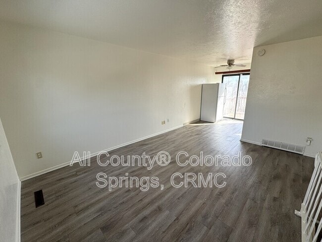 Photo - 3545 Bridgewood Ln