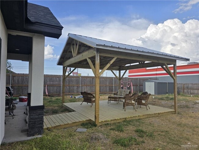 Photo - 11 Arizona St