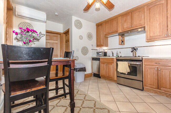 Photo - 6 Phillips St Unit 3