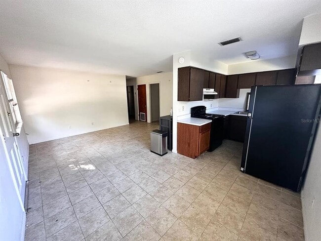 Photo - 838 E Indiana Ave