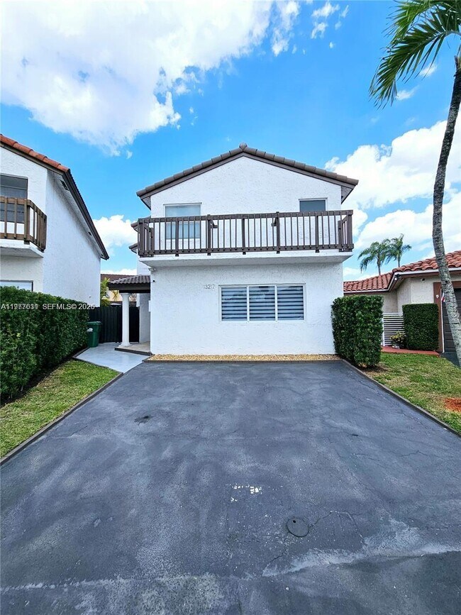 Photo - 13217 SW 9th Ln