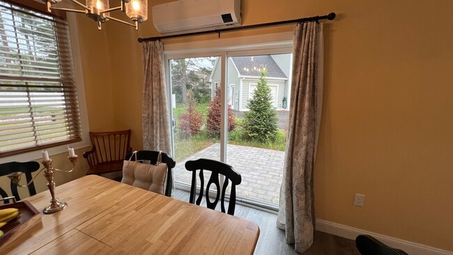 Photo - 14 Copper Dr