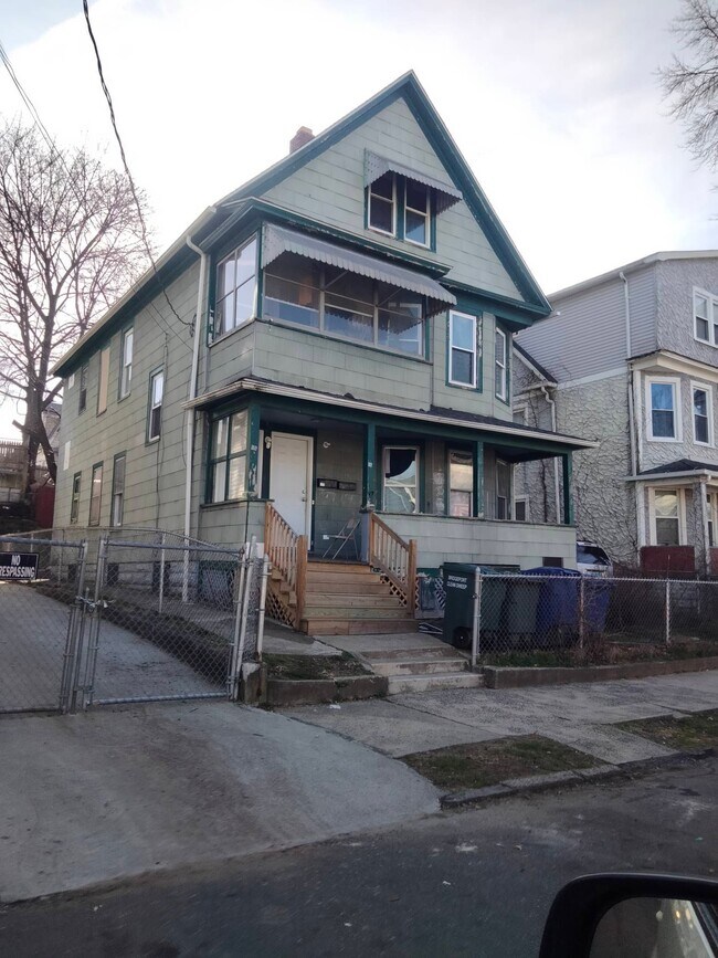 Photo - 66 Bell St Unit 1