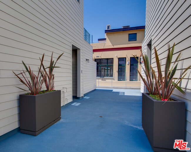 Photo - 1358 4th St Unit PH-E