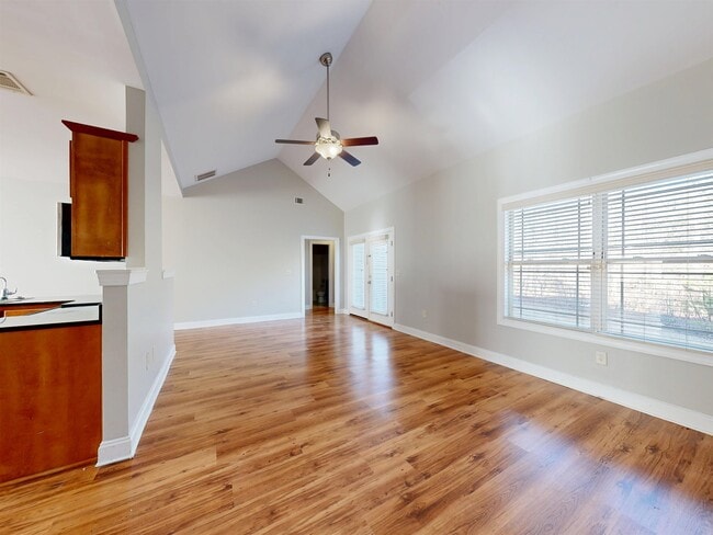 176 Garrett Dr