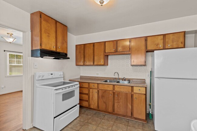 Photo - 3002 Woodrow St