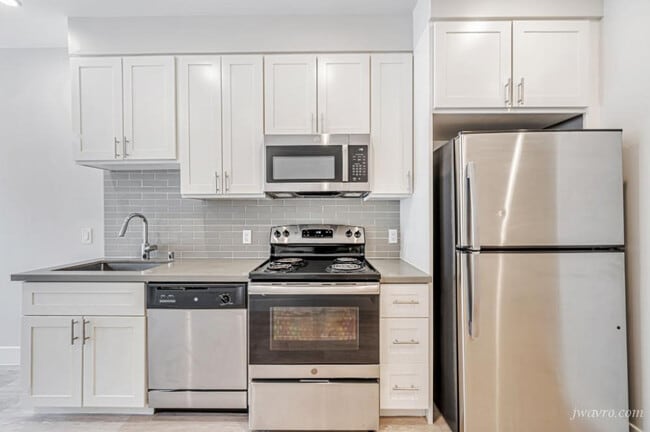 Building Photo - 80 Terra Vista Ave Unit B Rental