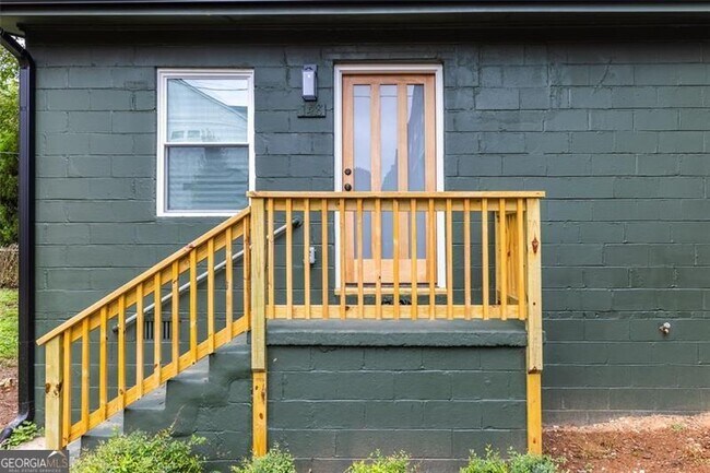 Photo - 148 Bixby Terrace SE
