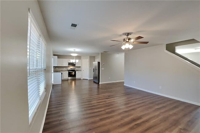 Photo - 3914 Sitka Dr