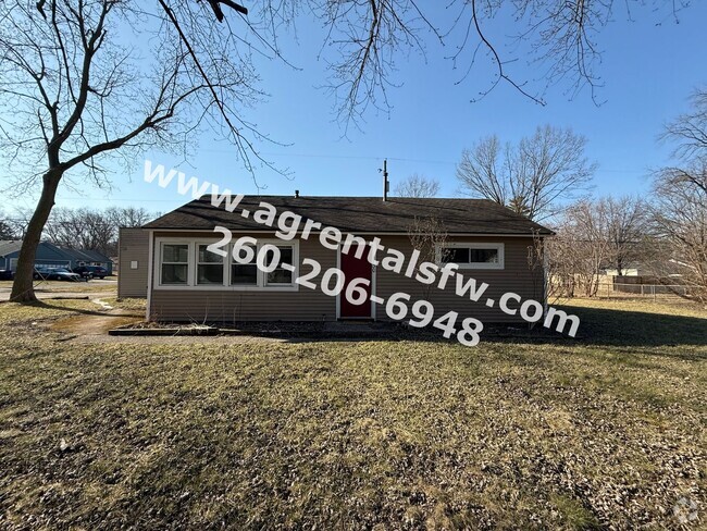 Building Photo - 3 Bedroom House