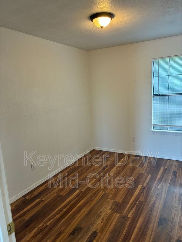 13320 White Settlement Rd